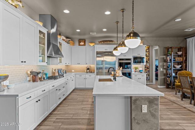 4161 FENCE POST Way, Wickenburg, AZ 85390