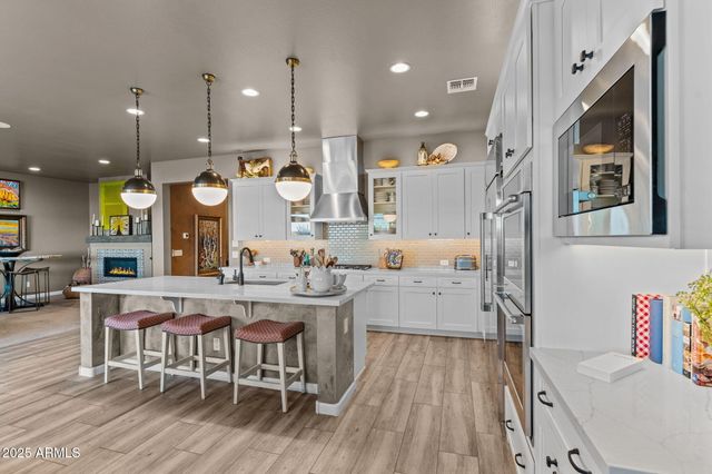 4161 FENCE POST Way, Wickenburg, AZ 85390