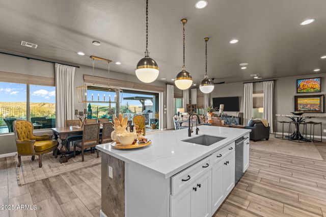 4161 FENCE POST Way, Wickenburg, AZ 85390