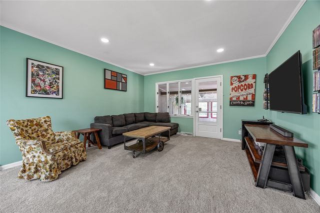 2617 Country Club Parkway SE, Cedar Rapids, IA 52403