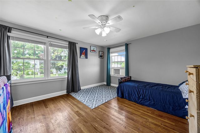 2617 Country Club Parkway SE, Cedar Rapids, IA 52403