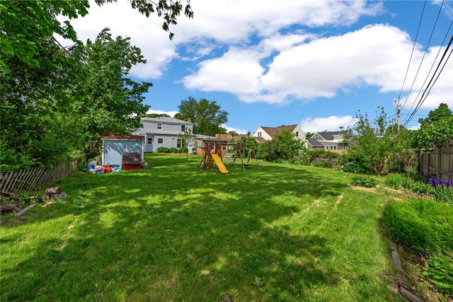 2617 Country Club Parkway SE, Cedar Rapids, IA 52403