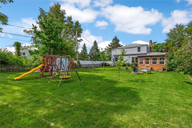2617 Country Club Parkway SE, Cedar Rapids, IA 52403