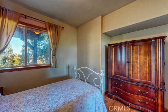 863 Grass Valley, Lake Arrowhead, CA 92352