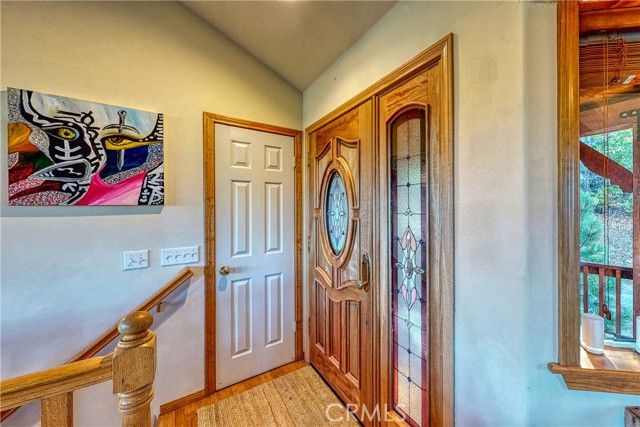 863 Grass Valley, Lake Arrowhead, CA 92352