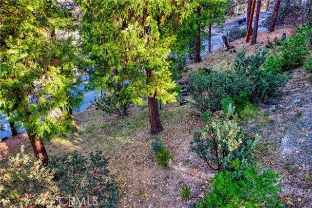 863 Grass Valley, Lake Arrowhead, CA 92352