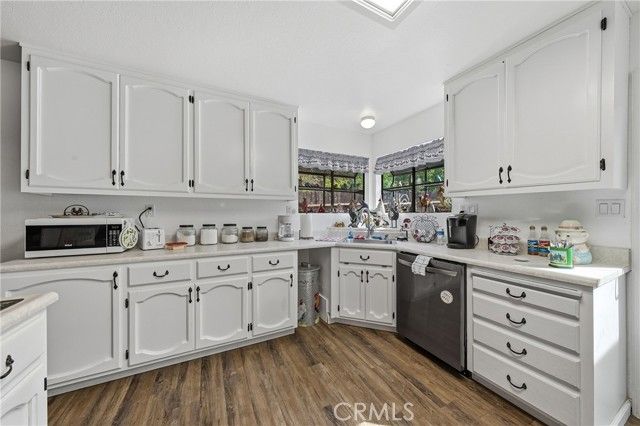 6802 Doris Circle, Lucerne, CA 95458