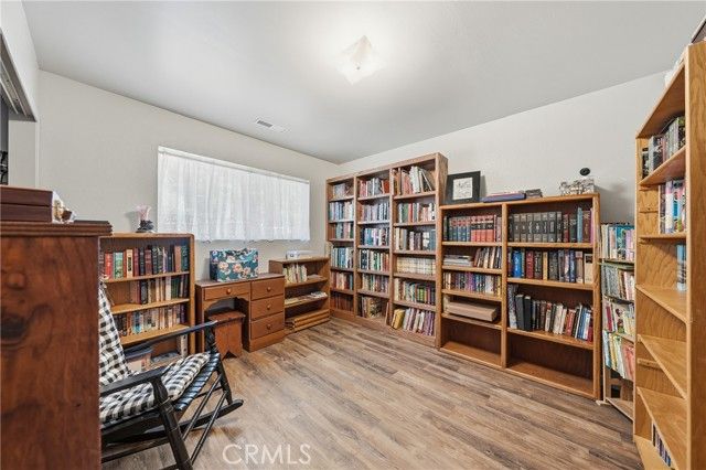 6802 Doris Circle, Lucerne, CA 95458