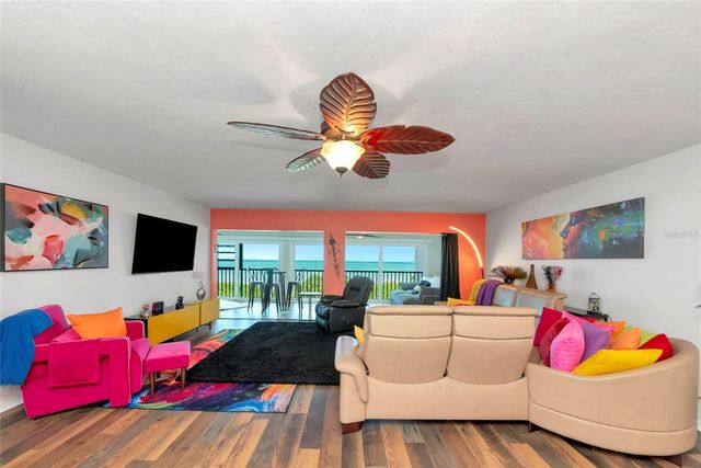 910 GOLDEN BEACH BOULEVARD 202, Venice, FL 34285