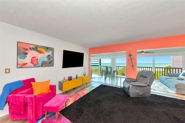 910 GOLDEN BEACH BOULEVARD 202, Venice, FL 34285