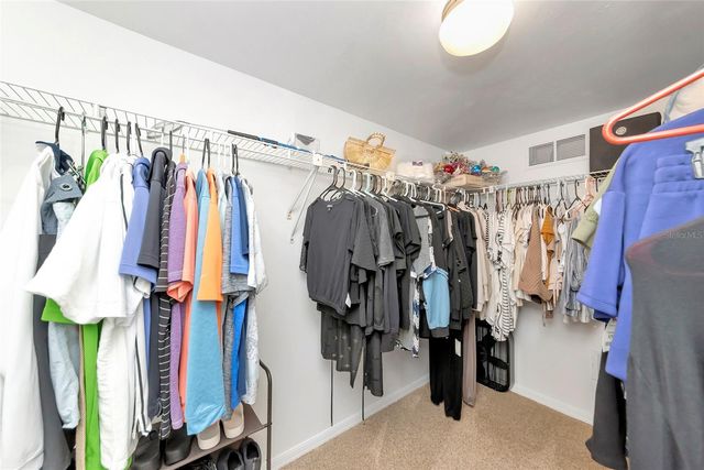 910 GOLDEN BEACH BOULEVARD 202, Venice, FL 34285