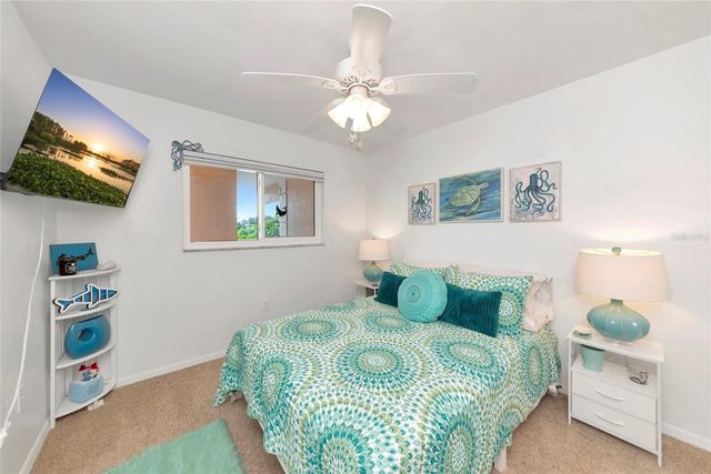 910 GOLDEN BEACH BOULEVARD 202, Venice, FL 34285