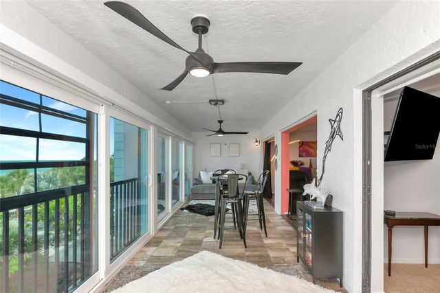 910 GOLDEN BEACH BOULEVARD 202, Venice, FL 34285