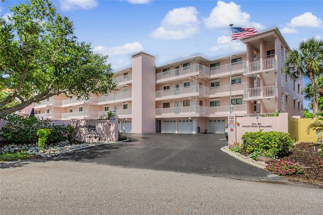 910 GOLDEN BEACH BOULEVARD 202, Venice, FL 34285