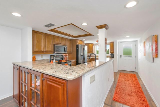 910 GOLDEN BEACH BOULEVARD 202, Venice, FL 34285