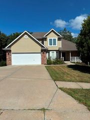1517 DUNCAN Drive, Liberty, MO 64068