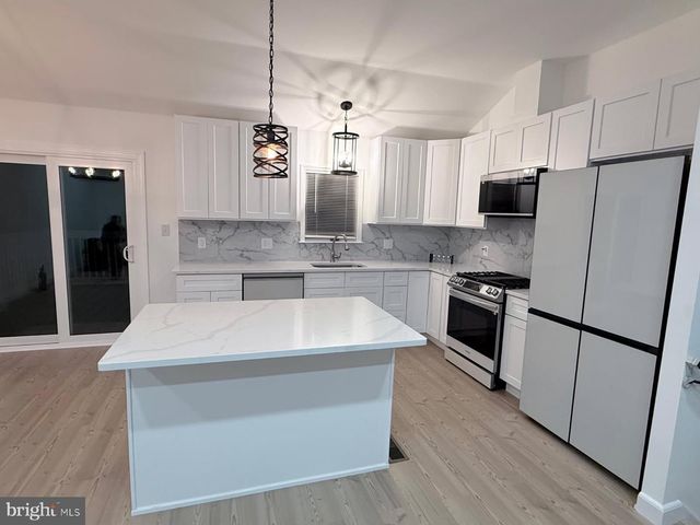 206 VAN BUREN AVE, Glassboro, NJ 08028