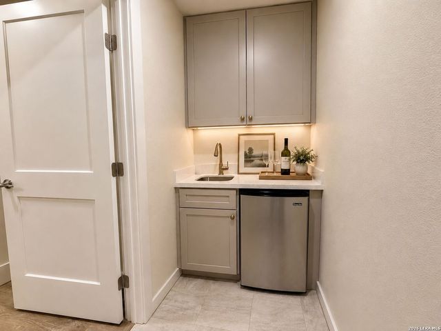 2200 Glenn, Canyon Lake, TX 78133