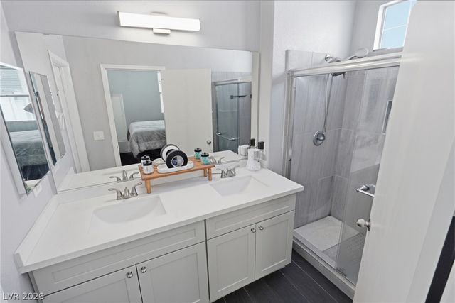 5575 Cresent Valley Street, Las Vegas, NV 89148