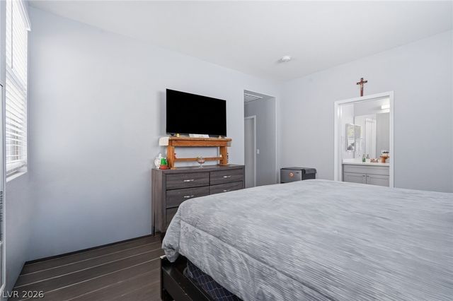 5575 Cresent Valley Street, Las Vegas, NV 89148