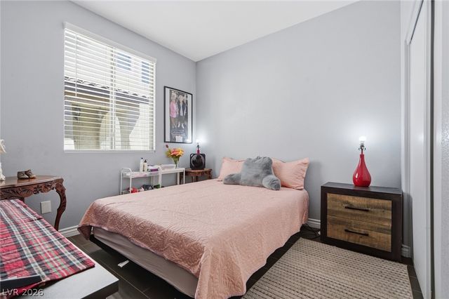 5575 Cresent Valley Street, Las Vegas, NV 89148