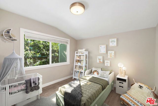 6821 Babcock Avenue, North Hollywood (los Angeles), CA 91605