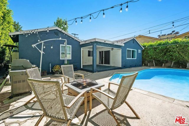 6821 Babcock Avenue, North Hollywood (los Angeles), CA 91605