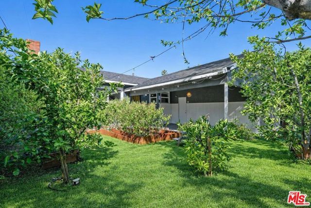 6821 Babcock Avenue, North Hollywood (los Angeles), CA 91605