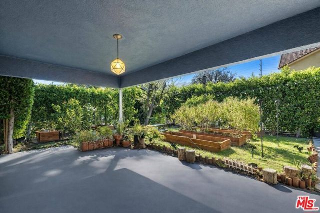 6821 Babcock Avenue, North Hollywood (los Angeles), CA 91605