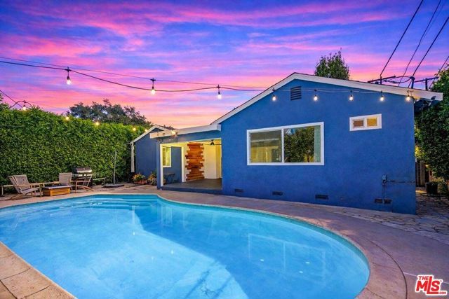 6821 Babcock Avenue, North Hollywood (los Angeles), CA 91605