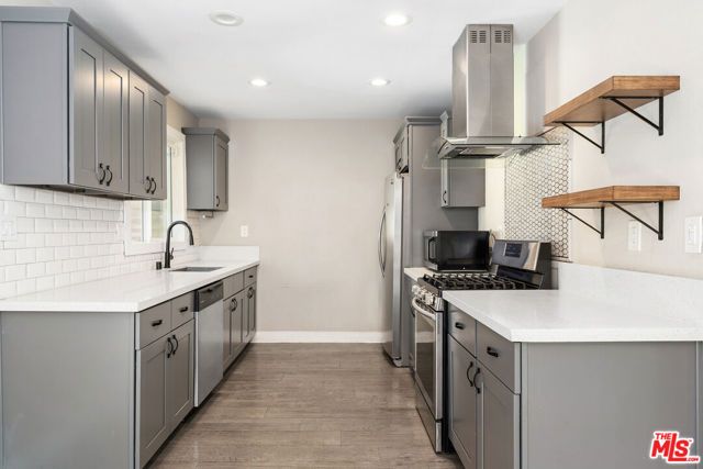 6821 Babcock Avenue, North Hollywood (los Angeles), CA 91605