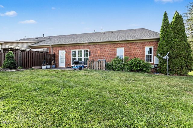 411 Northbridge Drive, High Point, NC 27265