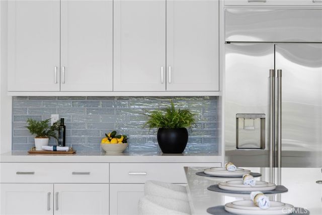 306 Treble, Irvine, CA 92618