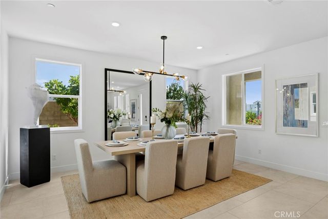 306 Treble, Irvine, CA 92618