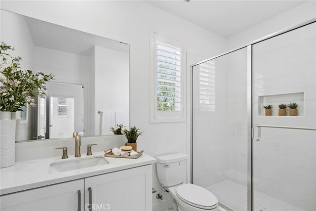 306 Treble, Irvine, CA 92618