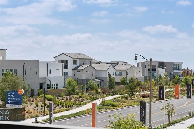 306 Treble, Irvine, CA 92618
