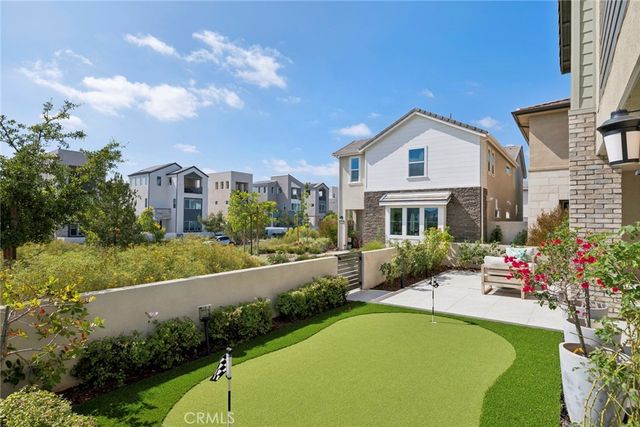 306 Treble, Irvine, CA 92618