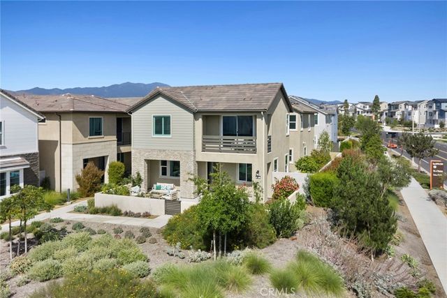 306 Treble, Irvine, CA 92618