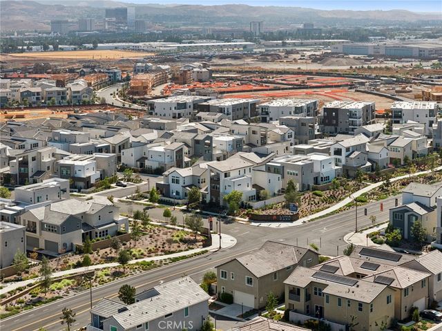 306 Treble, Irvine, CA 92618