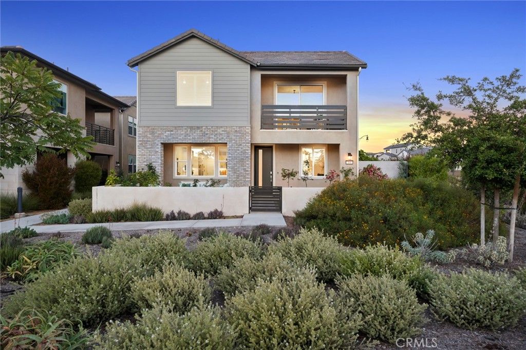 306 Treble, Irvine, CA 92618