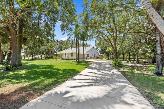 16673 75th Way N, Palm Beach Gardens, FL 33418