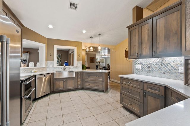 16673 75th Way N, Palm Beach Gardens, FL 33418