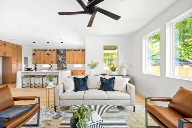 3105 Rutz Street, Dallas, TX 75212