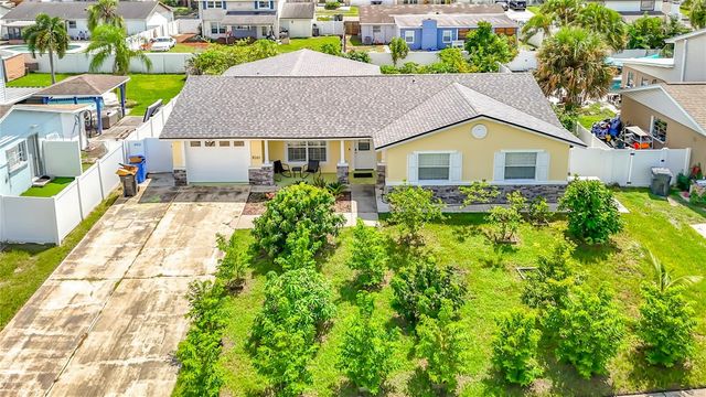 8261 MALVERN CIRCLE, Tampa, FL 33634