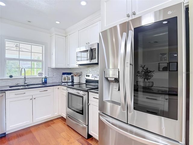 8261 MALVERN CIRCLE, Tampa, FL 33634