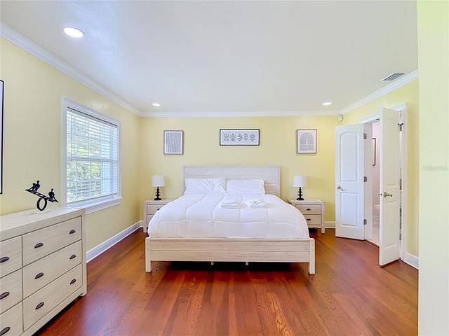 8261 MALVERN CIRCLE, Tampa, FL 33634