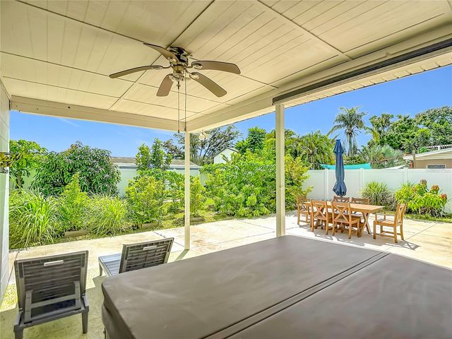 8261 MALVERN CIRCLE, Tampa, FL 33634