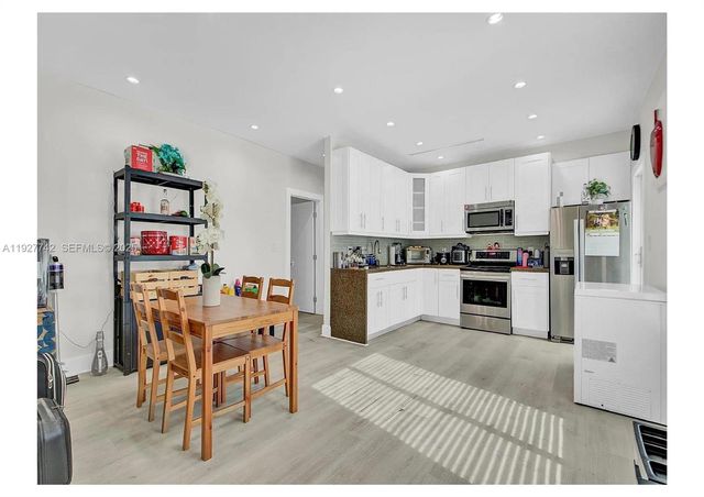 2900 SW 4th St, Miami, FL 33135