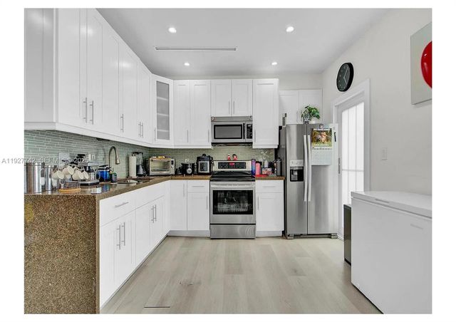 2900 SW 4th St, Miami, FL 33135