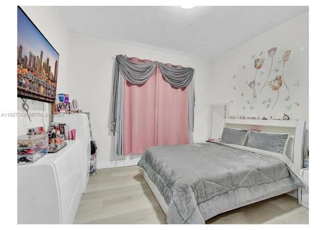 2900 SW 4th St, Miami, FL 33135